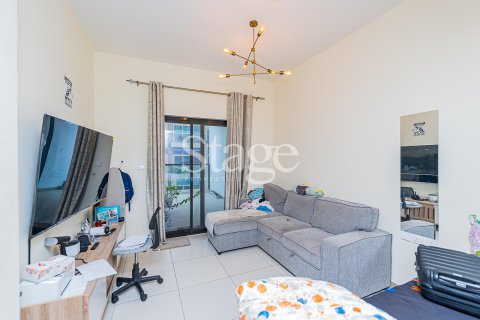 Appartement de 2 chambres à BINGHATTI POINT  No. 110041 4