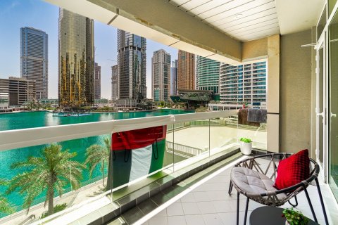 Квартира с 2 спальнями в Jumeirah Islands, ОАЭ №156506 18