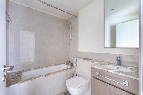 Квартира с 3 спальнями в Даунтаун Дубай (Даунтаун Бурдж Дубай), ОАЭ №156507 3