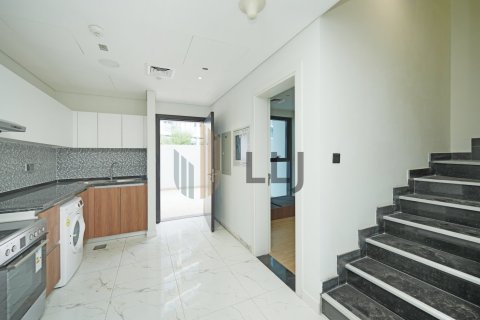 3 bedrooms Townhouse  No. 131544 16