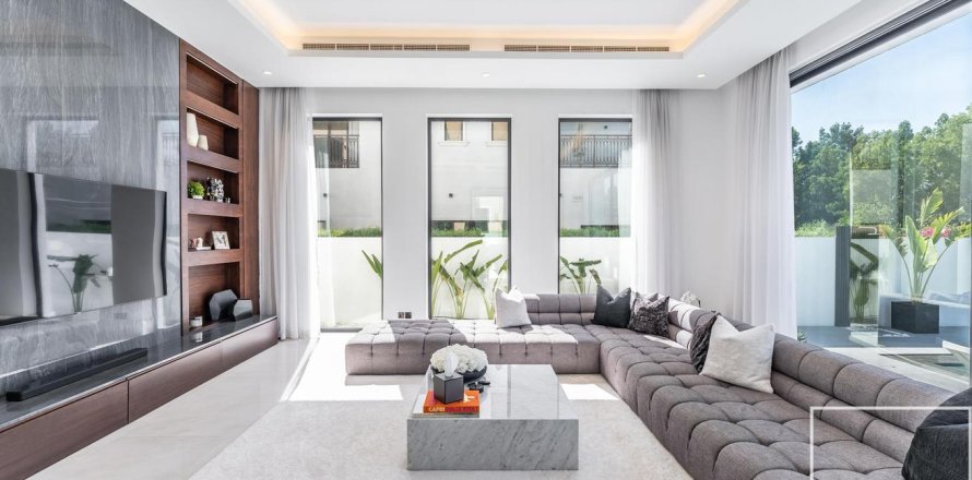 5 غرفة نوم  فيلا في عقارات جميرا للغواف, الإمارات العربية المتحدة رقم 136694