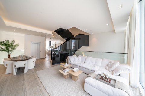 Таунхаус с 4 спальнями в Аль-Барари, ОАЭ №136691 4