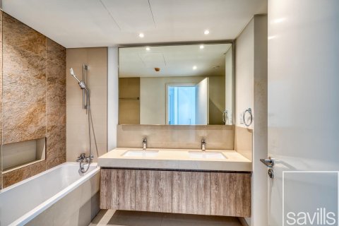 Квартира с 3 спальнями в Zabeel, ОАЭ №136693 14