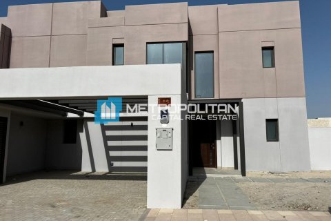 3 bedrooms Villa  No. 119339 2