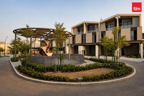 3 bedrooms Townhouse in Dubai, UAE No. 198298 19