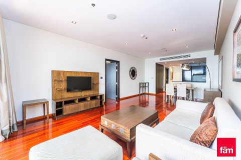 1 bedroom Apartment in Palm Jumeirah, UAE No. 198296 20