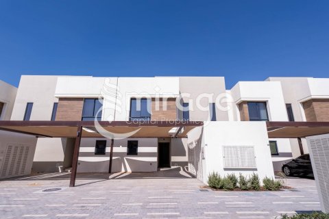 Townhouse de 2 dormitorios en  Yas Island, UAE No. 80978 1