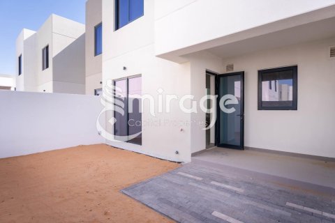 Townhouse de 2 dormitorios en  Yas Island, UAE No. 80978 10