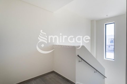 Townhouse de 2 dormitorios en  Yas Island, UAE No. 80978 6