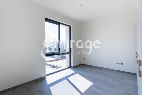 Townhouse de 2 dormitorios en  Yas Island, UAE No. 80978 5