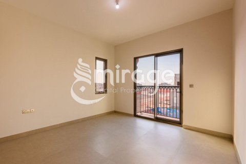 Townhouse de 3 dormitorios en Khalifa City, UAE No. 80970 2