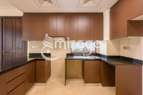 Townhouse de 3 dormitorios en Khalifa City, UAE No. 80969 7