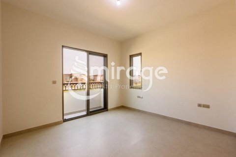 Townhouse de 3 dormitorios en Khalifa City, UAE No. 80969 2