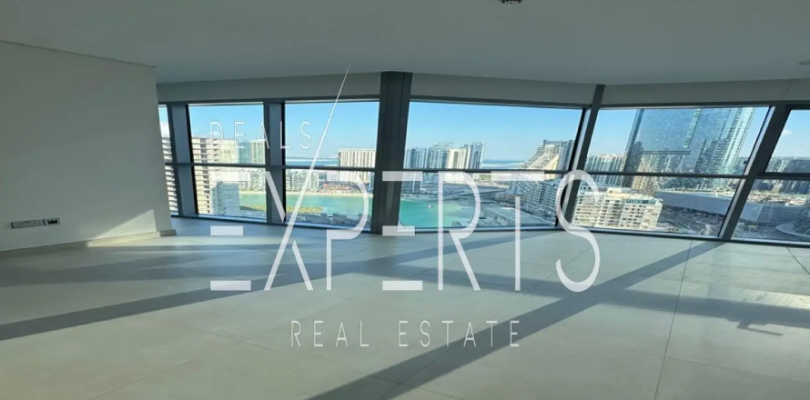 Apartment de 3 dormitorios en  Yas Island, UAE No. 145912