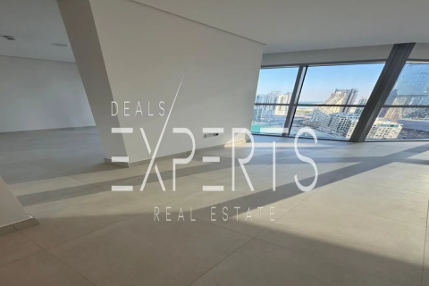 Apartment de 3 dormitorios en  Yas Island, UAE No. 145912 5