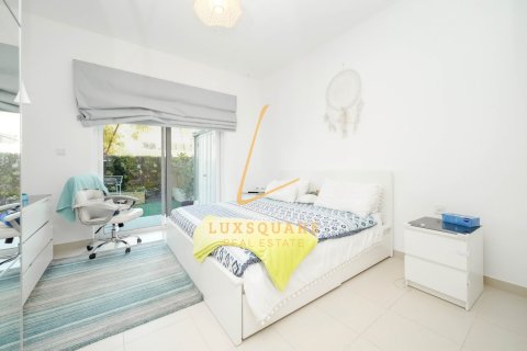 2 bedrooms Apartment in EMAAR South, UAE No. 145914 11