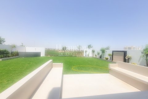 Villa de 4 dormitorios en Dubai South (Dubai World Central), UAE No. 160216 20
