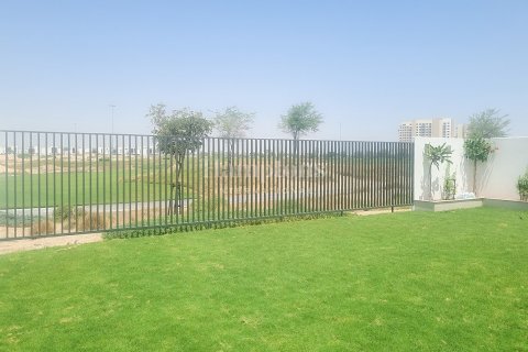 Villa de 4 dormitorios en Dubai South (Dubai World Central), UAE No. 160216 4