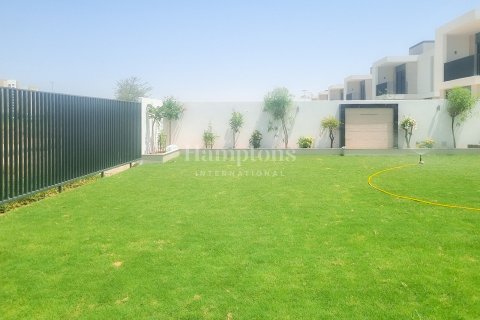 Villa de 4 dormitorios en Dubai South (Dubai World Central), UAE No. 160216 17