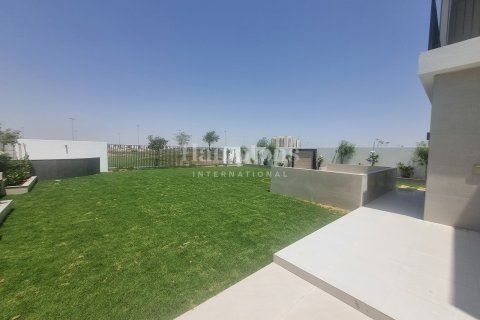 Villa de 4 dormitorios en Dubai South (Dubai World Central), UAE No. 160216 22