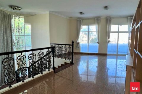 5 bedrooms Villa  No. 117757 11