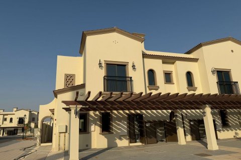 Townhouse de 3 dormitorios en Khalifa City, UAE No. 79456 1