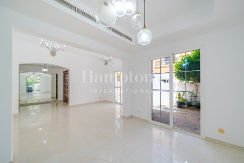 Таунхаус с 4 спальнями в Arabian Ranches 2, ОАЭ №163931 18