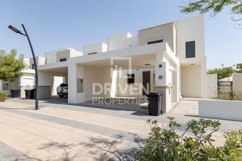 Townhouse de 4 chambres à Hayat Townhouses, UAE No. 209916 3