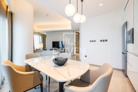 Appartement de 2 chambres à Address Harbour Point, UAE No. 209918 3