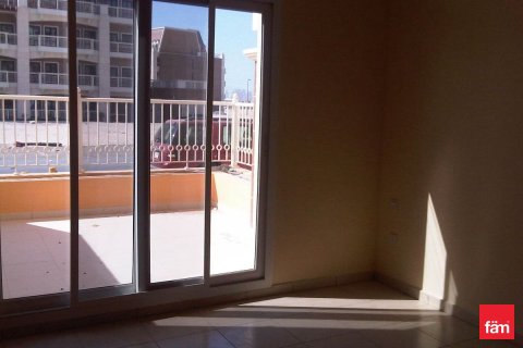 64.7m² Apartment in Dubai, UAE No. 169884 10