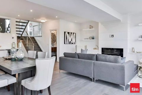40.9m² Apartment in Dubai, UAE No. 169883 3
