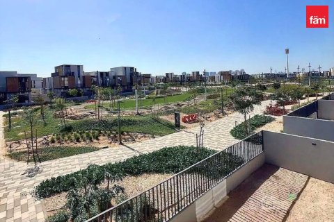 Townhouse de 3 dormitorios en Dubai, UAE No. 167637 4