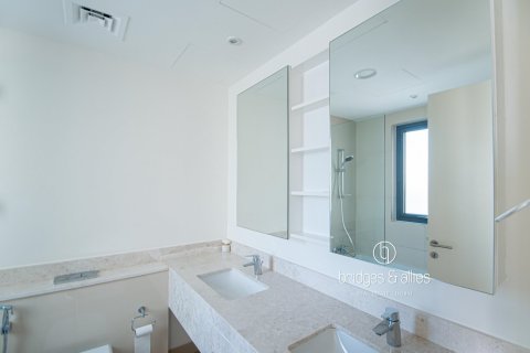 3 غرف نوم فيلا  رقم 131728 30