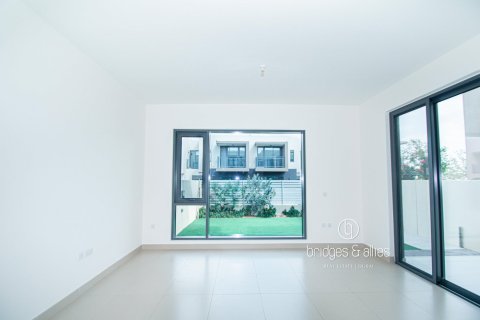 3 غرف نوم فيلا  رقم 131728 18