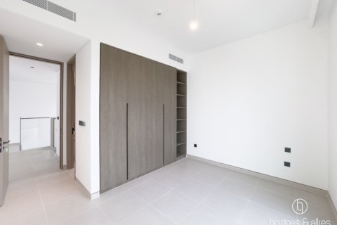 5 غرفة نوم  فيلا  رقم 131725 19