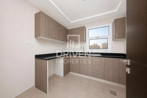 2 bedrooms Apartment in Al Satwa, UAE No. 199882 12