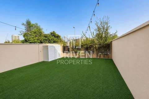 2 bedrooms Townhouse in Jumeirah Village Circle, UAE No. 199880 16