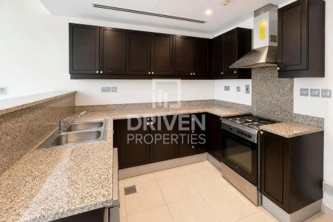 2 bedrooms Townhouse in Jumeirah Village Circle, UAE No. 199880 10
