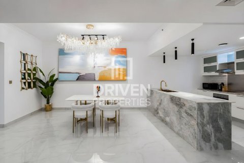 Apartment de 2 dormitorios en The Residences, UAE No. 190657 11