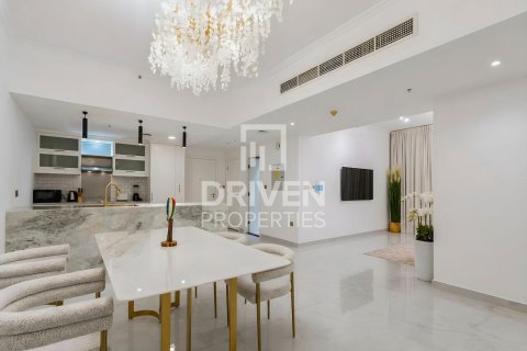 Apartment de 2 dormitorios en The Residences, UAE No. 190657 4