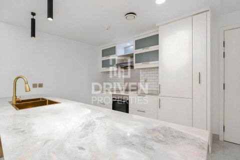 Apartment de 2 dormitorios en The Residences, UAE No. 190657 10