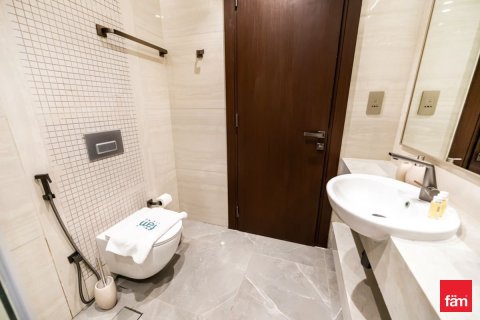 2 bedrooms Apartment in Business Bay, UAE No. 165109 3