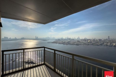 3 bedrooms Apartment in Dubai, UAE No. 165106