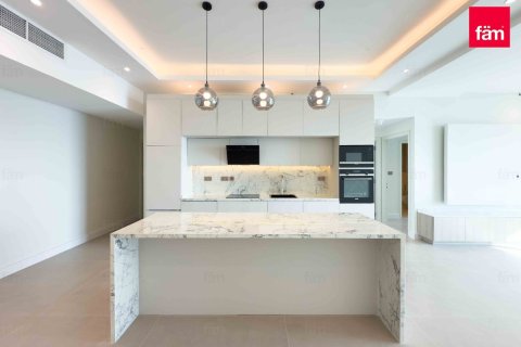 Квартира с 3 спальнями  №125906 12