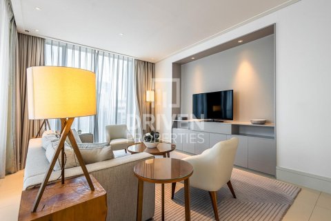 Квартира с 2 спальнями в Даунтаун Дубай (Даунтаун Бурдж Дубай), ОАЭ №138132 3