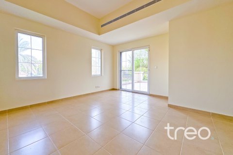 Villa de 4 chambres à Arabian Ranches, UAE No. 206182 6
