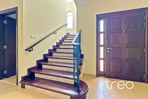 Villa de 4 chambres à Arabian Ranches, UAE No. 206182 8