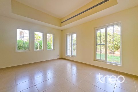 Villa de 4 chambres à Arabian Ranches, UAE No. 206182 3