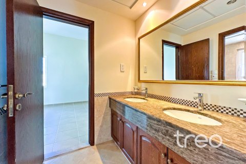 Villa de 4 chambres à Arabian Ranches, UAE No. 206182 14