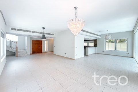 4 غرف نوم فيلا في Legacy, الإمارات العربية المتحدة رقم 206184 8